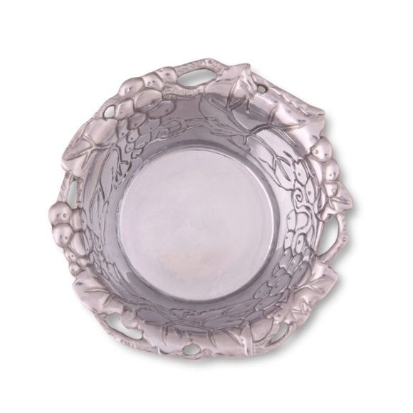 Arthur Court’s Grapevine Nut bowl - Picture 11 of 14